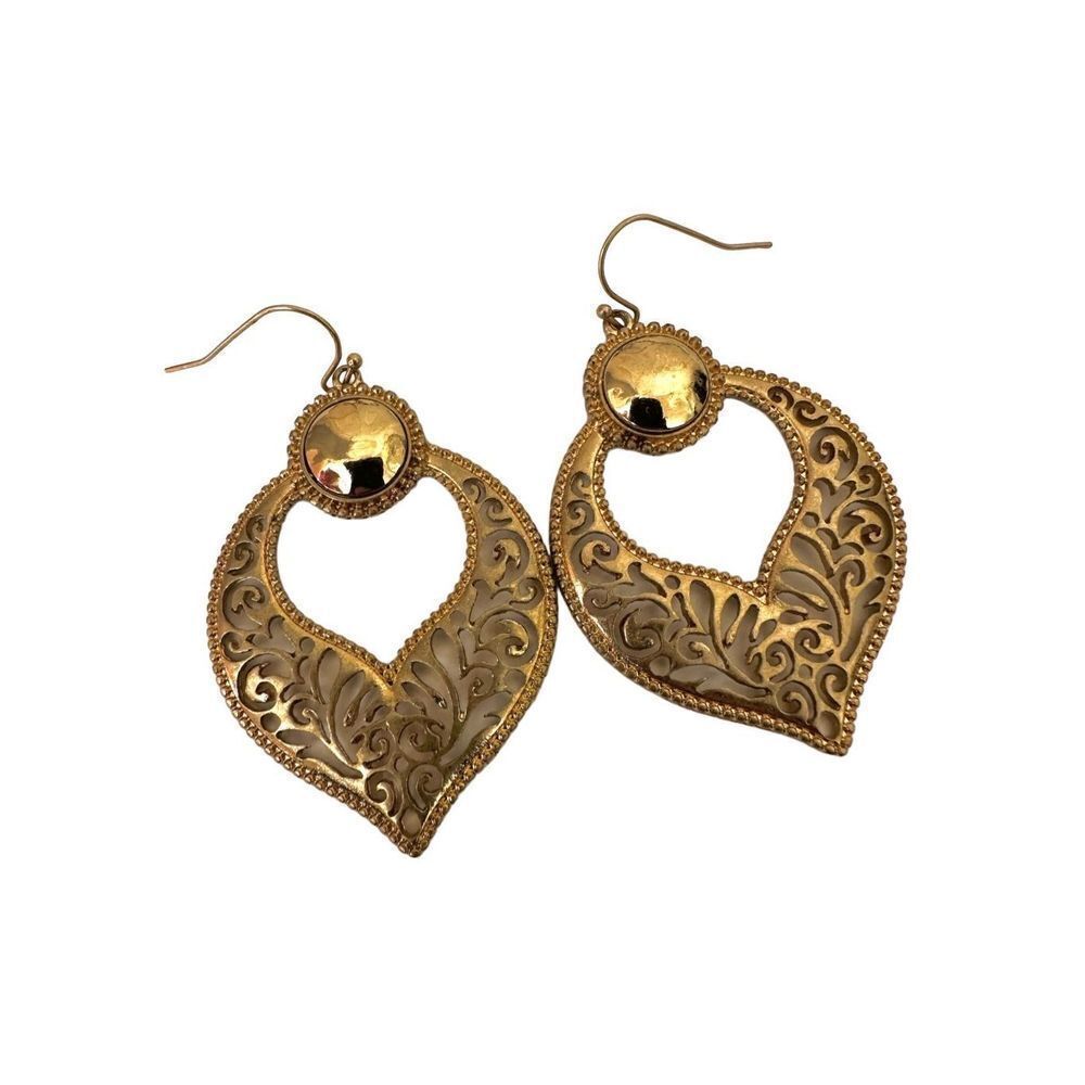 Gold tone cut out detail earrings